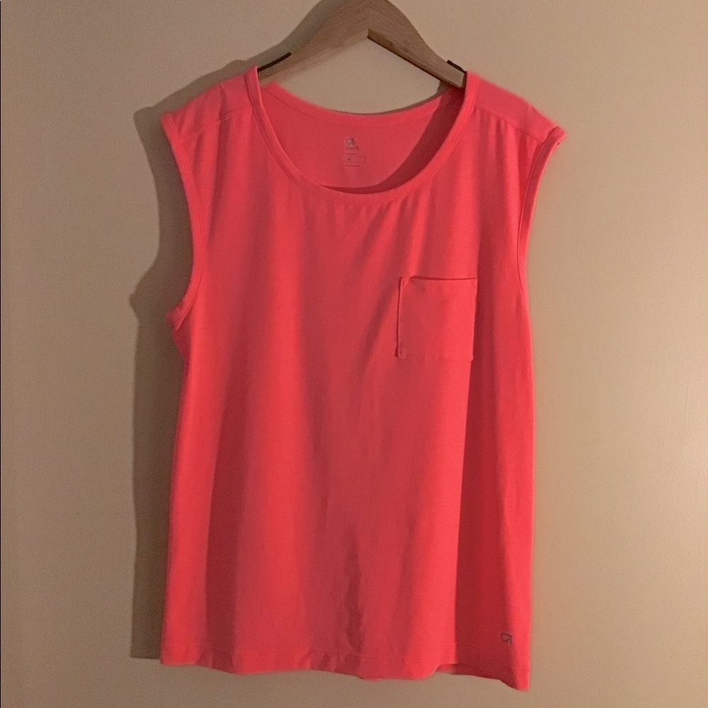 NEVER WORN GAP FIT BREATHE ATHLETIC MUSCLE TANK QUICK DRY MOISTURE WICKING XS